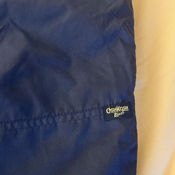 Oshkosh B’Gosh Bib Snow Pants in Navy Blue. Size M (5-6 yr). - Picture 4 of 8